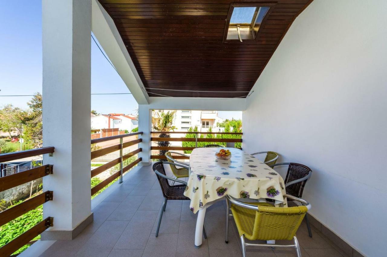 Apartment Matkos - With Garden And Terrace Nin Dış mekan fotoğraf